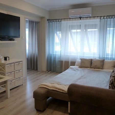 Varlak Apartman Дебрецен Экстерьер фото